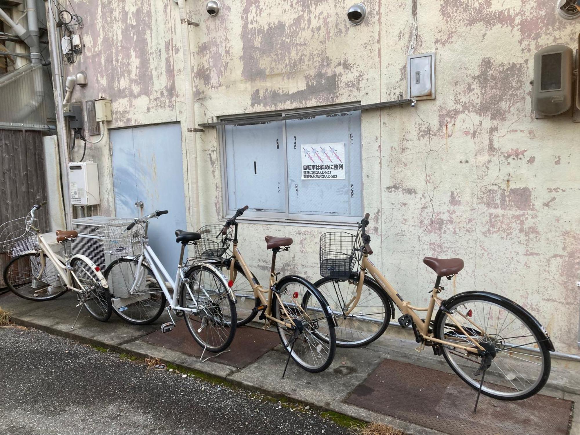 Guesthouse Lululu 無料朝食&夕食ｶﾚｰ 街まで電車8分 ﾛｰｿﾝ隣 Kochi  Exterior photo